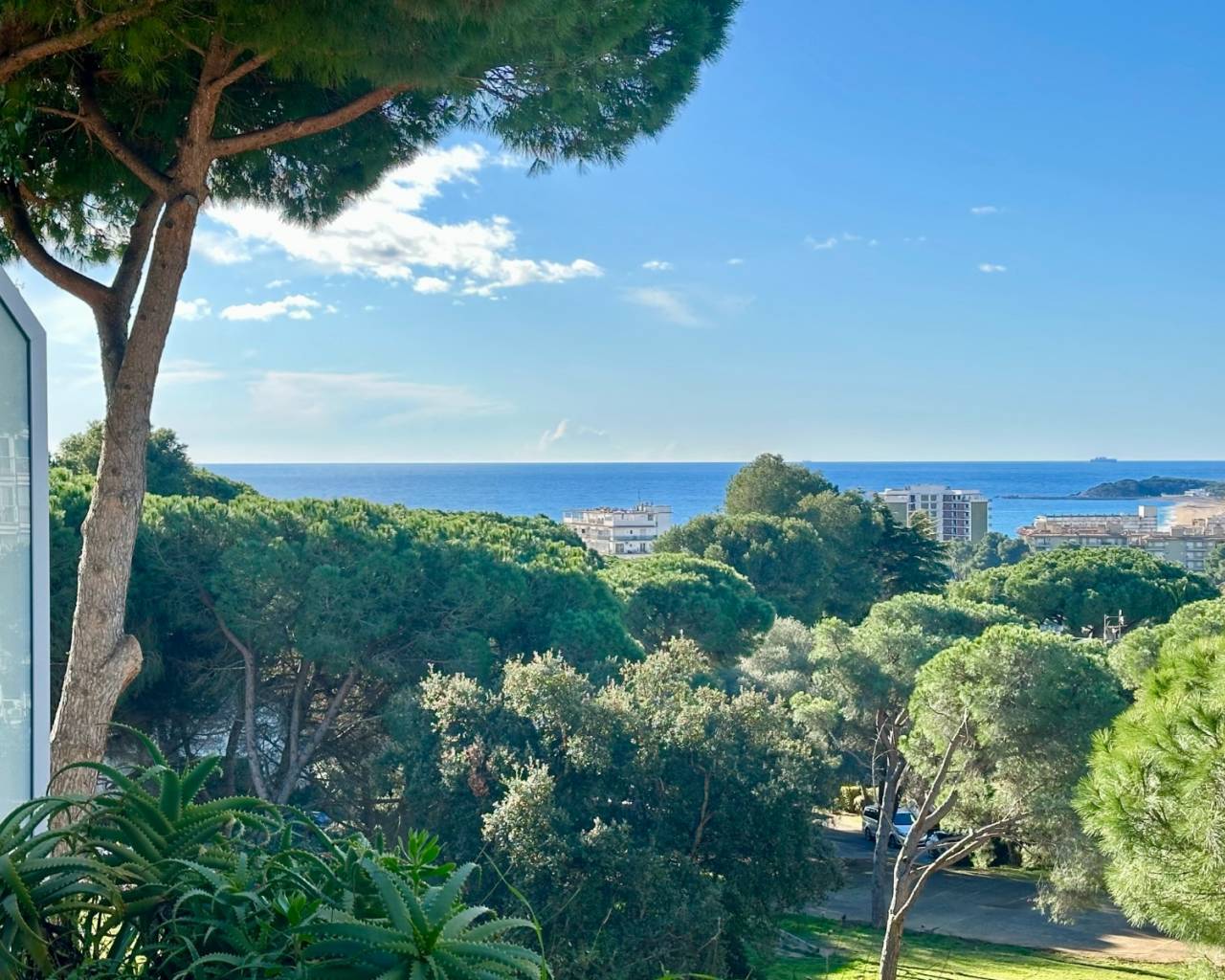 Apartamentos - Venta - Castell-Platja d'Aro - Castell-Platja d'Aro