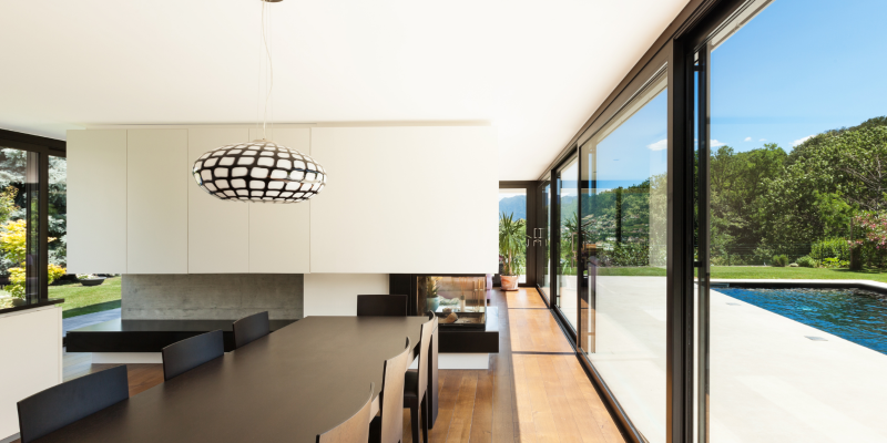 Устойчивое развитие рынка недвижимости: энергоэффективные и экологичные дома