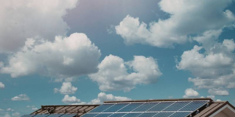 Sostenibilidad y Venta: ¿Es tu casa eficiente para el mercado de 2026?